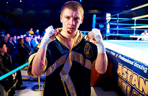 Голуб нокаутировал Мену Украинский боксер Иван Голуб одержал девятую победу на профессиональном ринге.