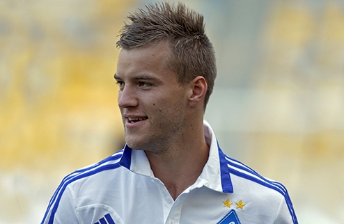 Ярмоленко продлил контракт с Динамо Лидер киевского Динамо Андрей Ярмоленко подписал контракт сроком на пять лет.