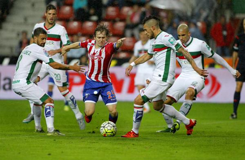 Спортинг спасается в матче с Гранадой  Завершился последний матч восьмого тура  Ла Лиги.