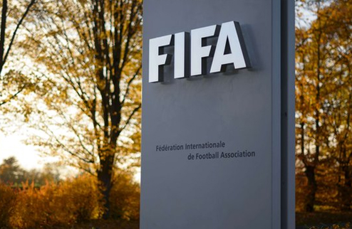 FIFA назвала семь кандидатов на пост президента организации Международная федерация футбола зарегистрировала семь заявок для участия в выборах главы орг...