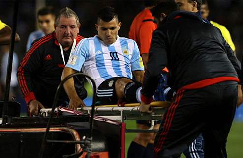 Агуэро сможет сыграть против Ливерпуля Форвард сборной Аргентины Серхио Агуэро восстановится к матчу с Ливерпулем.