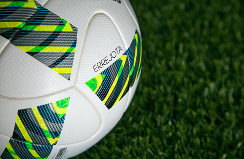 Представлен официальный мяч футбольного турнира ОИ-2016 Компания Adidas представила официальный мяч, который будет использоваться на футбольном турнире ...