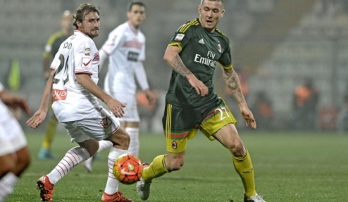 Безголевая ничья Милана и Карпи Завершился последний матч 15-го тура чемпионата Италии.