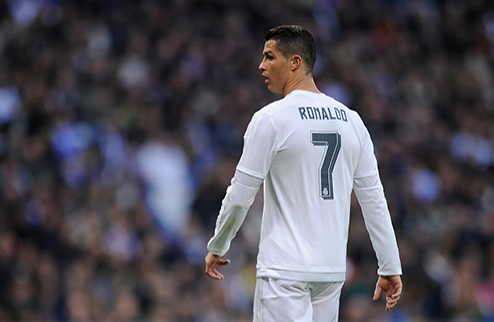 Роналду завершит карьеру в Реале Агент форварда Реала Криштиану Роналду Жорже Мендеш заявил, что его клиент завершит карьеру в мадридском клубе.