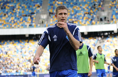 Кравец перешел в Штутгарт Форвард сборной Украины Артем Кравец продолжит карьеру в Бундеслиге.