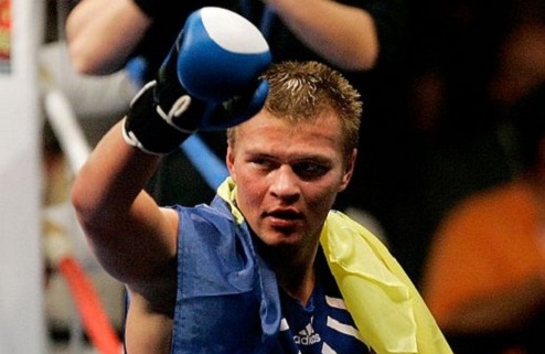 Глазков: "Я — гражданин Украины!" Украинский боксер Вячеслав Глазков заявил, что не будет выходить в ринг под российским флагом.
