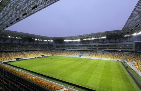 Шахтер остается на "Арене-Львов" В то же время матчи чемпионата и кубка Украины Горняки планируют проводить и на других стадионах страны.