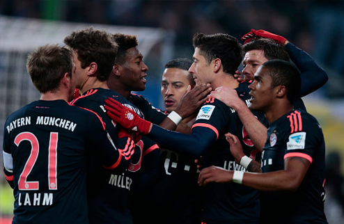 Бавария одолела Гамбург Состоялся первый матч 18-го тура чемпионата Германии.