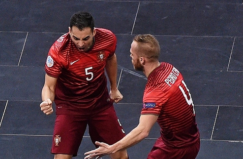Футзал. Евро-2016. Португалия обыграла Словению Состоялся второй матч в группе А.