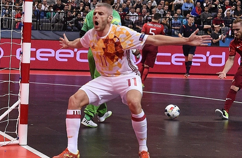 Футзал. Евро 2016. Испания громит Португалию и выходит в полуфинал Завершился второй четвертьфинальный поединок чемпионата Европы по футзалу.