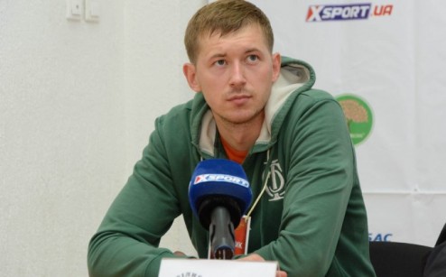 Официально. Хонин стал игроком Дженералз Защитник Белого Барса Денис Хонин продолжит карьеру в киевском клубе.