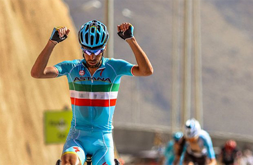 Винченцо Нибали — победитель 4-го этапа Тура Омана-2016 Капитан казахстанской команды Astana Винченцо Нибали одержал первую победу в сезоне, выиграв кор...