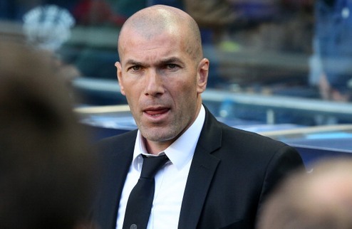 Зидан: "Для Реала чемпионат закончен" Главный тренер Реала Зинедин Зидан прокомментировал домашнее поражение от Атлетико.