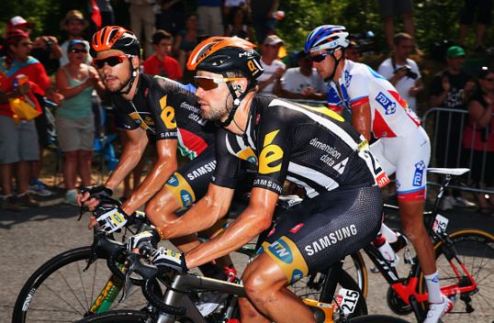 Ван Ренсбург выиграл Тур Лангкави-2016 Южноафриканский гонщик Рейнард Янс Ван Ренсбург из Dimension Data стал победителем многодневки Тур Лангкави-2016.