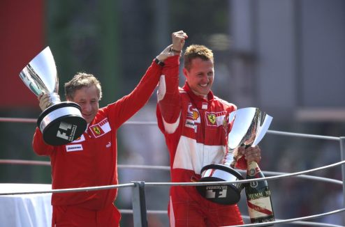 Тодт: "Шумахер решил проблемы Феррари" Президент FIA Жан Тодт рассказал про свои отношения с Михаэлем Шумахером до и после полученной немцем травмы.