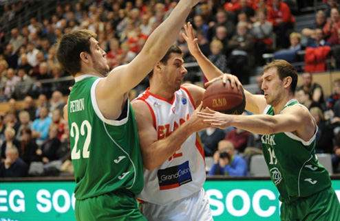 Кубок Европы FIBA. Химик уступает во втором матче с Шалоном и вылетел с турнира В Южном состоялся второй четвертьфинальный матч Кубка Европы FIBA.