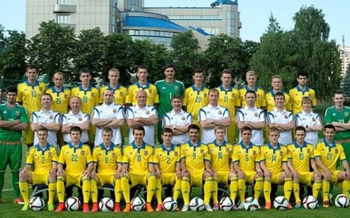 ТМ. Сборная Украины U-21 упустила победу над грузинами Молодежная сборная Украины в результативном матче разошлась миром с Грузией.
