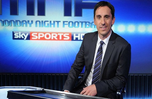 Гари Невиллу предложили вернуться на Sky Sports Бывшему главному тренеру Валенсии Гари Невиллу предложили вернуться к работе экспертом на Sky Sports.