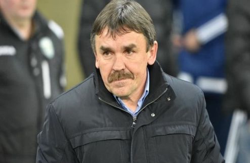 Беззубяк: "Мы не заслуживали даже ничьи" После поражения от Зари (1:4) тренер Карпат Владимир Беззубяк поделился своим мнением относительно поединка.