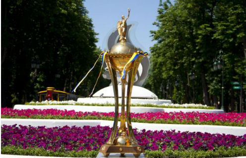 Состоялась жеребьёвка полуфиналов Кубка Украины 8 апреля в Киеве прошла жеребьевка 1/2 финала Кубка Украины.