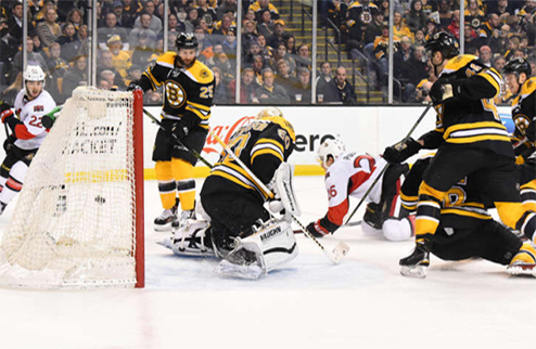 НХЛ. Детройт выходит в плей-офф, Бостон разгромлен Оттавой В сильнейшей хоккейной лиге мира завершились очередные поединки регулярного чемпионата НХЛ.