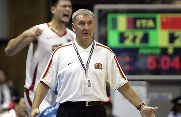 Баскетбольная сборная Литвы скоро получит нового тренера После отставки Рамунаса Бутаутаса тренерский стул остается вакантным. 