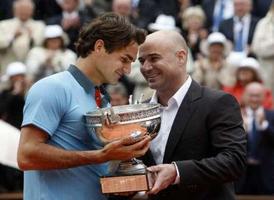 Агасси: "Эра Надаля и Федерера подходит к концу" Легендарный теннисист считает, что в ближайшее время мужской теннис может получить нового короля.