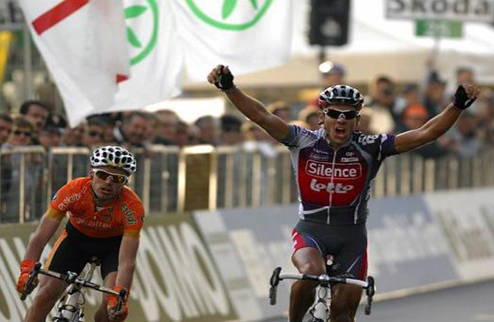 Джиро ди Ломбардия: Победа Жильбера венчает сезон Бельгиец одержал вот уже четвертую победу за две недели.