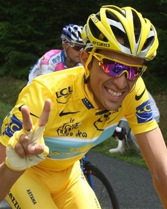 Велоспорт. Контадор - номер 1 в сезоне 2009 Международный Союз Велосипедистов огласил итоговый рейтинг года. 