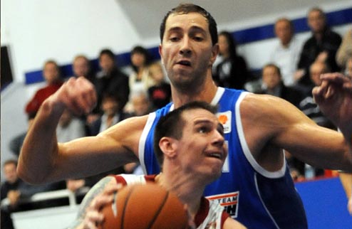Ферро: на этот раз повержен Азовмаш Запорожские баскетболисты продолжают приятно удивлять на старте Суперлиги. 