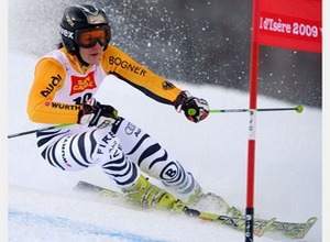 Немецкие горнолыжники надеются на чемпионку мира Сегодня в австрийском Зельдене стартует Кубок Мира по горным лыжам