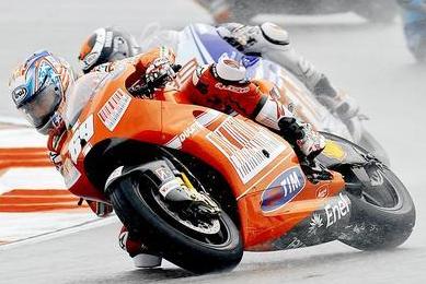 Moto GP. Ники Хэйден прокомментировал вчерашнюю гонку Ники Хэйден, чемпион мира 2006, в Малайзии провел одну из лучших гонок в этом сезоне и был доволен...