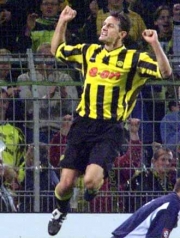 Херрлих возглавил Бохум Некогда известный игрок Байера и дортмундской Боруссии Хайко Херрлих принял предпоследнюю команду Бундеслиги. 