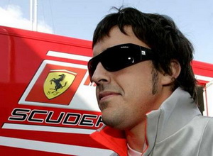 Алонсо: "Феррари -лучший вариант для любого гонщика" Фернандо Алонсо уверен, что выступление за команду Феррари – это гарантия успеха в Формуле -1.