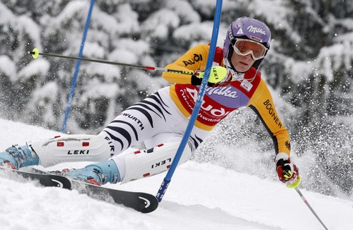 Горные лыжи. Немки доминируют в специальном слаломе Мария Риш побеждает на втором этапе, четыре немки в топ-десятке. 
