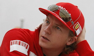 Райкконен может оказаться в Мерседес Менеджер финского гонщика не исключил возможность участия Райкконена в Формуле -1 в составе Мерседес.
