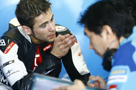 В Сузуки восхищены Баутистой  Испанский мотогонщик, поднявший из класса 250 в MotoGP, заменит в команде Криса Вермюлена. 