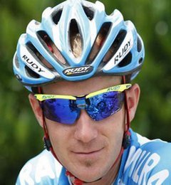 Велоспорт. Фрелингер: год дебютов Йоханнес Фрелингер впервые попал в состав своей команды на Тур де Франс в этом году.