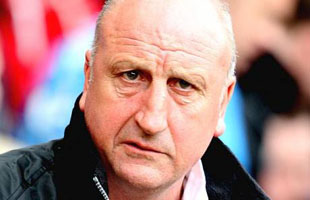 Портсмут остался без тренера Аутсайдеры Премьер-Лиги отправили в отставку Пола Харта. 