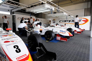 FIA одобрила болид Кампоса Конструкторы FIA омологировали болид Кампоса для участия в сезоне – 2010 года.