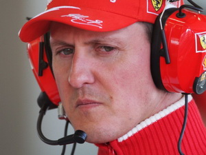 Шумахер продолжает интриговать Михаэль не отрицает возможности возвращения в Формулу-1.