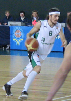 Стефанишин возвращается в Будивельник Спустя полтора года Леонид решил вернуться в большой баскетбол
