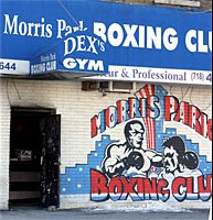 Огонь не пожалел знаменитый боксерский зал в Бронксе Дом более чем 100 профессиональных боксеров и аматоров сгорел за считанные минуты. 