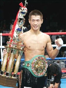 Хасегава раздумывает над сменой весовой категории Японский боксер, который уже 10 раз защитил пояс чемпиона по версии WBC, может уйти в более тяжелый ве...