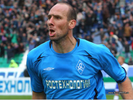 Коллер отправился во Францию Легенда чешкого футбола форвард Крыльев Советов Ян Коллер продолжит карьеру в Канне.