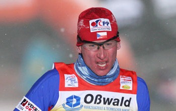 Бауэр: "Из-за ранних атак пришлось менять тактику" Победитель предпоследнего этапа Тур де Ски явственно удивлен своей сегодняшней победой. 