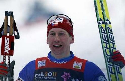 Бауэр выигрывает второй Тур де Ски! Чешский лыжник Лукаш Бауэр выиграл второй Тур де Ски в своей карьере, вчистую вынеся своего конкурента Петтера Норту...