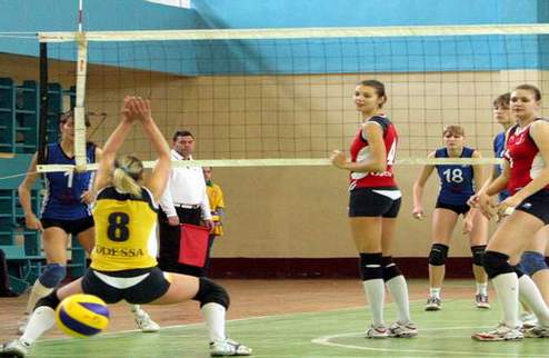 Северодончанка теряет очко, Джинестра выходит на третье место В украинской женской Суперлиге состоялись пропущенные матчи девятого тура.