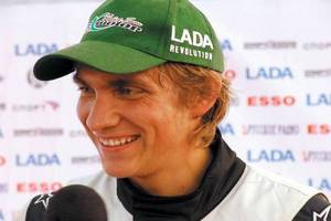 Петров может стать пилотом Рено Очередная команда Формулы-1 заинтересовалась россиянином.