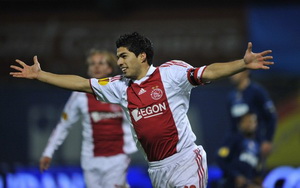Суарес продлил контракт с Аяксом Уругвайский форвард остается в амстердамском клубе.